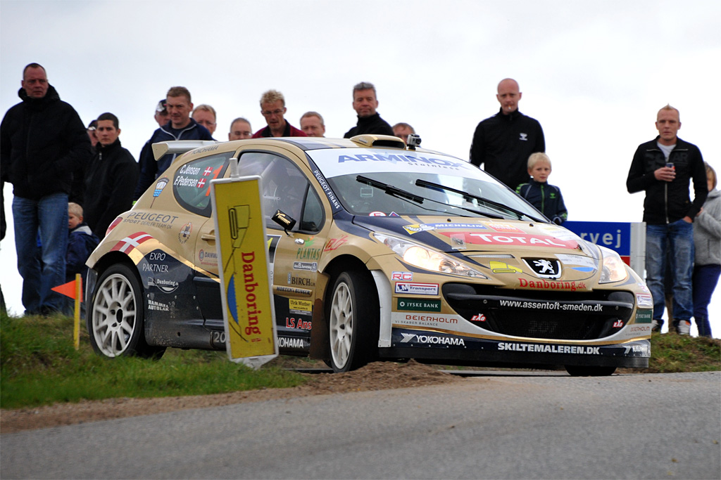Det må være os, der skal stå øverst på podiet, siger Danmarksmester Christian Jensen, der starter i Danboring Rally med Freddy Pedersen
